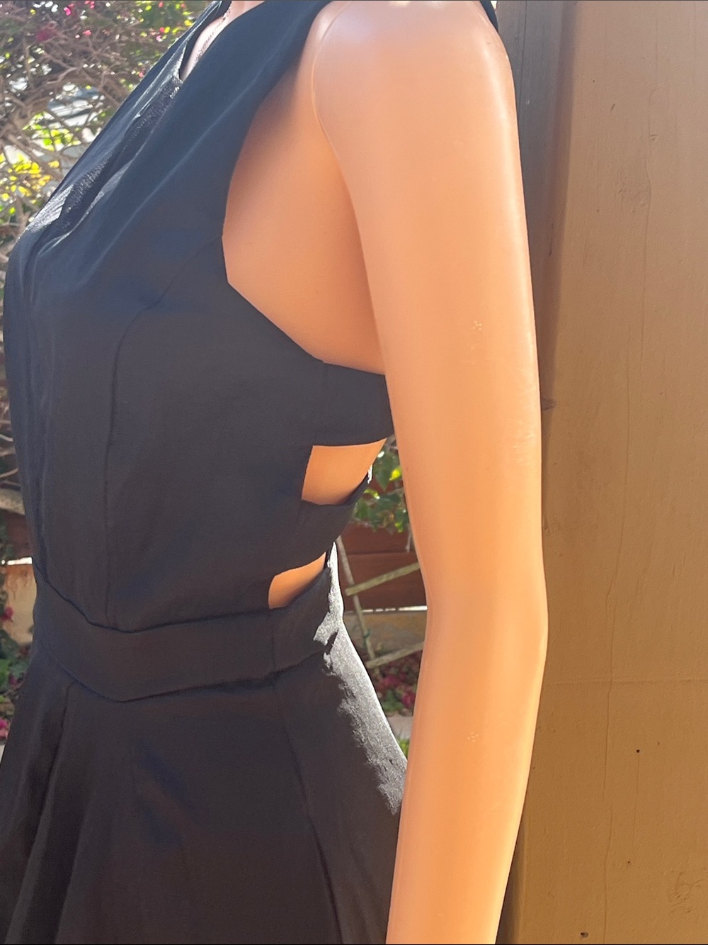 Black Gown with mesh detail and side cutouts - Picture 6 of 10